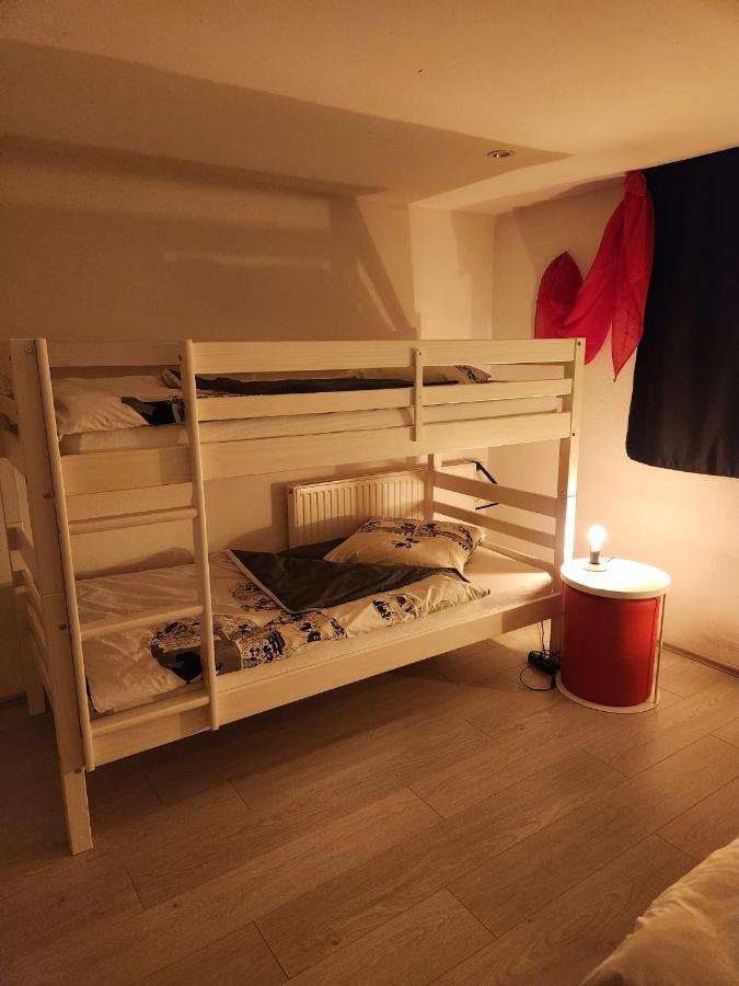 Appartement Moderne Avec Terrasse Et Piscine A Chatel Sur Bex Zewnętrze zdjęcie