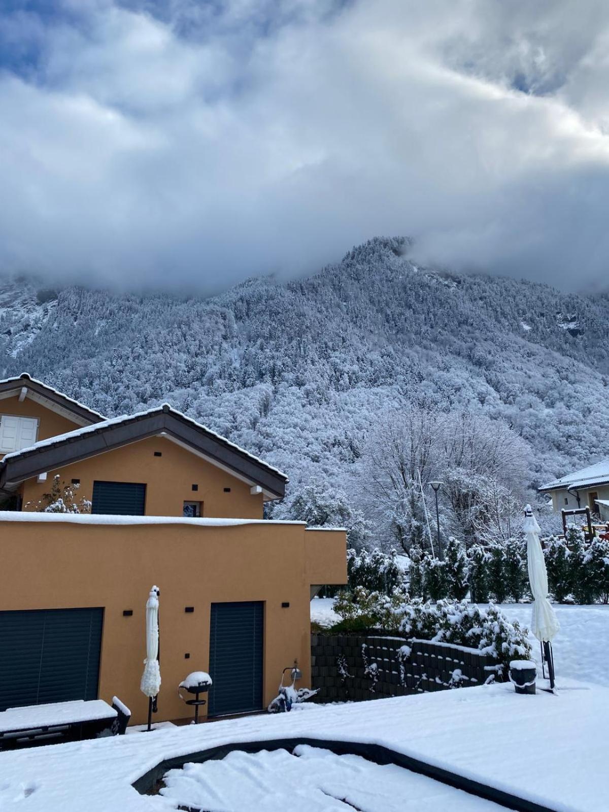 Appartement Moderne Avec Terrasse Et Piscine A Chatel Sur Bex Zewnętrze zdjęcie